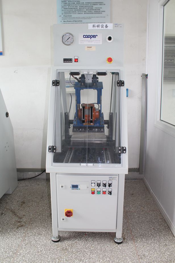 室内疲劳试件成型系统