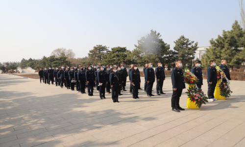 四平市城市公共交通集团有限公司 开展清明节祭扫英烈活动